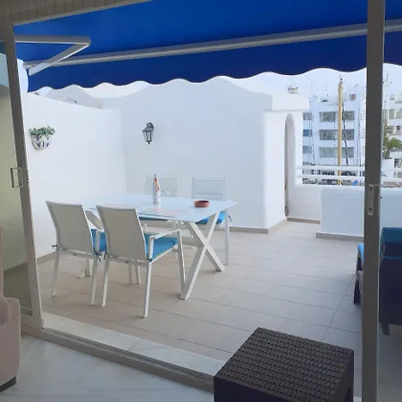 Harbour Penthouse With Big Terrace And Sea View * ベナルマデナ