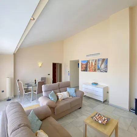 アパート Harbour Penthouse With Big Terrace And Sea View *
