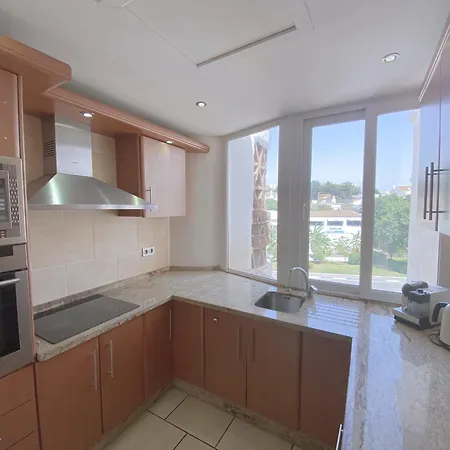 Harbour Penthouse With Big Terrace And Sea View アパート *