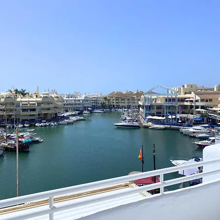 Harbour Penthouse With Big Terrace And Sea View * ベナルマデナ