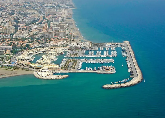 Harbour Penthouse With Big Terrace And Sea View Апартаменты *